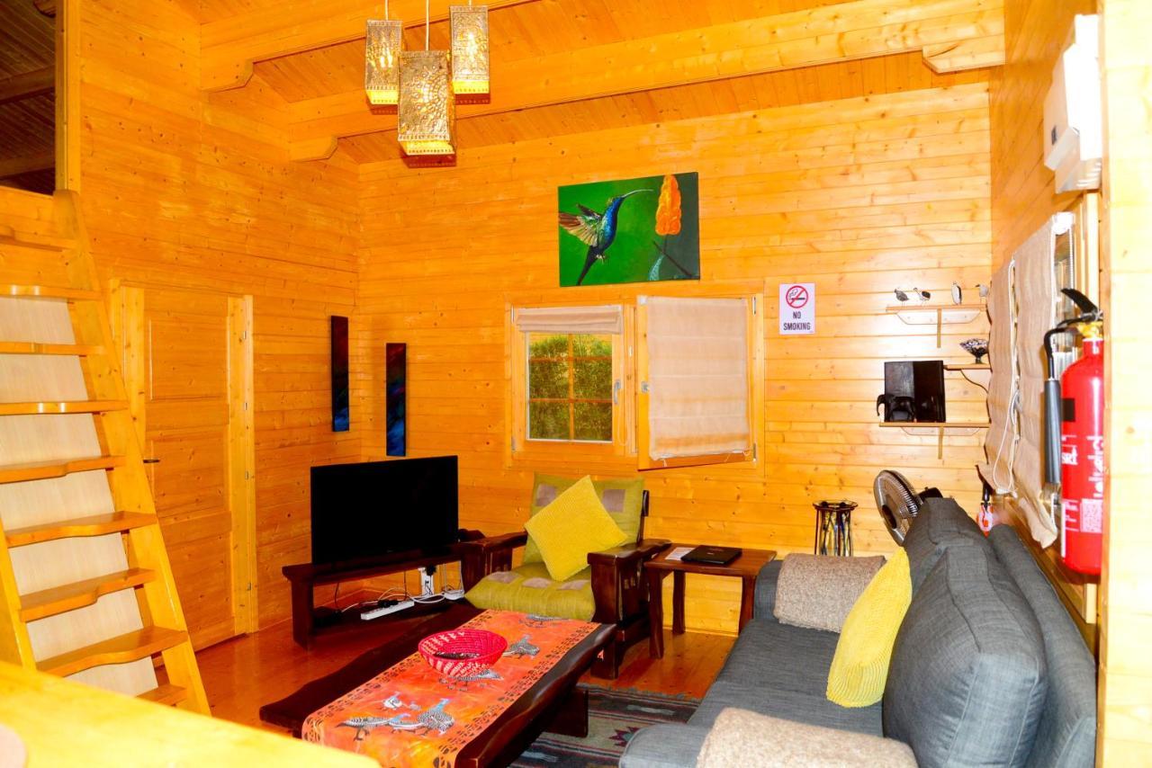 Severine Cottages And Lounge Ltd 나이로비 외부 사진