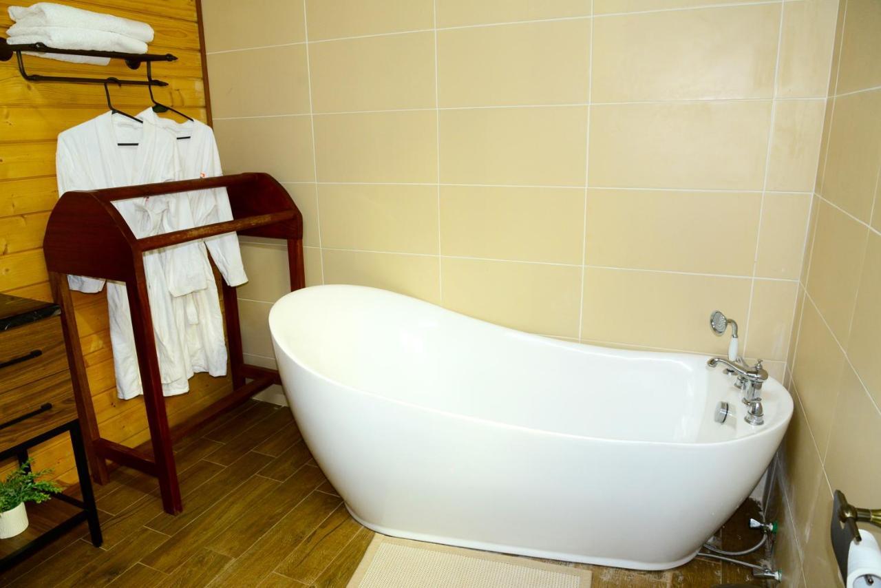 Severine Cottages And Lounge Ltd 나이로비 외부 사진