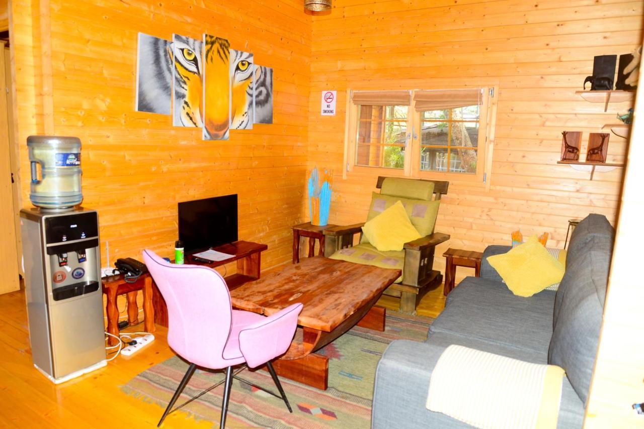 Severine Cottages And Lounge Ltd 나이로비 외부 사진
